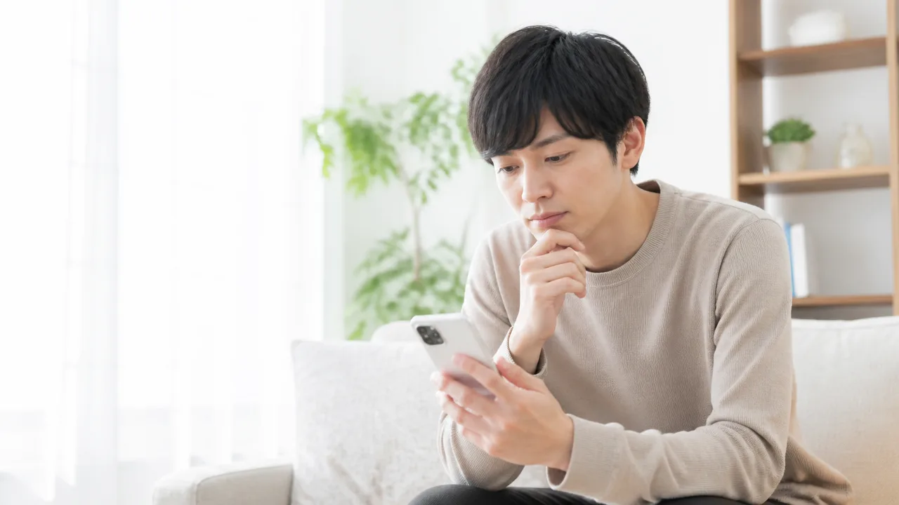 同級生へ久しぶりに男から連絡するのはあり？自然なきっかけと例文