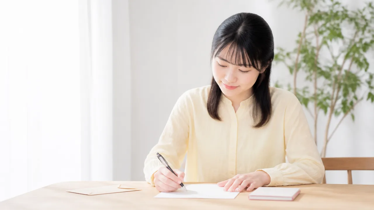 大学生の入学祝いのお礼状｜書き方と相手別の例文を紹介